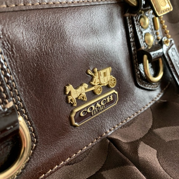 SOLD ☀️Coach Purse 10/10 Condition - Picture 3 of 7